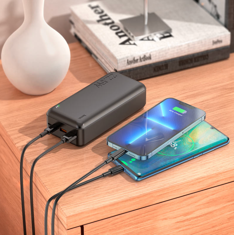 HOCO J101B 30000mAh portable black power bank.